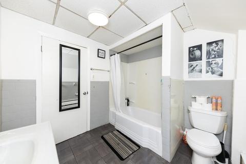189 Hamlet St, Fall River, MA 02724 photo 29