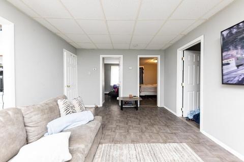 189 Hamlet St, Fall River, MA 02724 photo 8