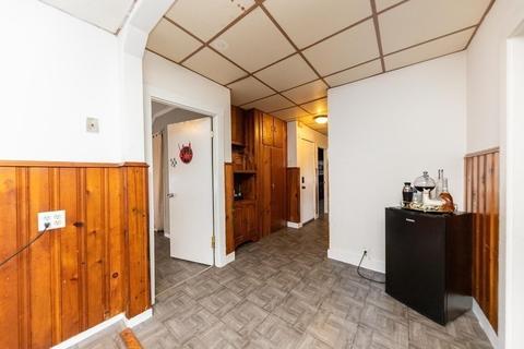 189 Hamlet St, Fall River, MA 02724 photo 32
