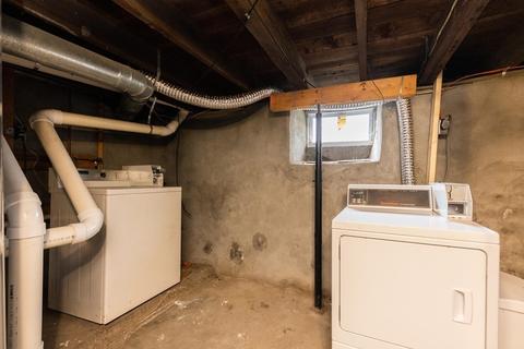 189 Hamlet St, Fall River, MA 02724 photo 38