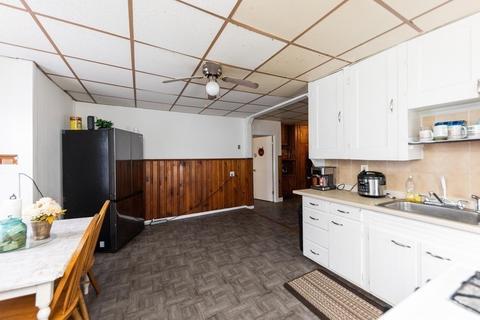 189 Hamlet St, Fall River, MA 02724 photo 31