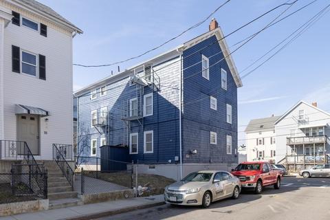 189 Hamlet St, Fall River, MA 02724 photo 4