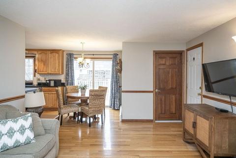 3 Powers Ln, Attleboro, MA 02703 photo 11