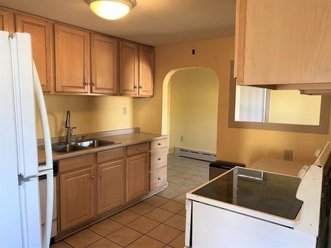 9 Richfield Ave, Ware, MA 01082 photo 5