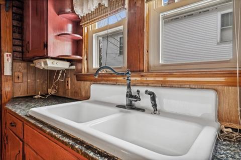 97 D St, Athol, MA 01331 photo 5