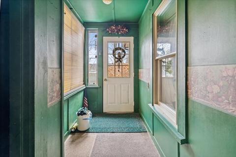 97 D St, Athol, MA 01331 photo 3