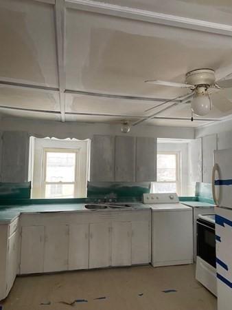 61 E Main St, Orange, MA 01364 photo 3