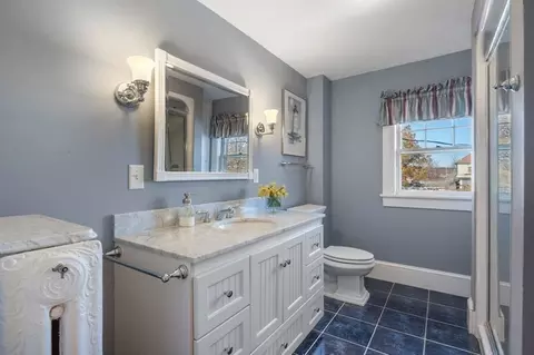 2 S Hampton Rd, Amesbury, MA 01913 photo 21