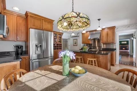 2 S Hampton Rd, Amesbury, MA 01913 photo 8
