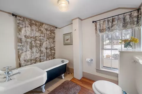 2 S Hampton Rd, Amesbury, MA 01913 photo 23