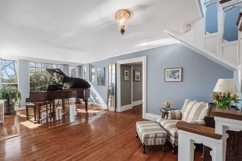2 S Hampton Rd, Amesbury, MA 01913 photo 6