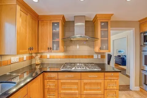 104 Brook Rd, Sharon, MA 02067 photo 5