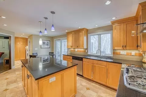 104 Brook Rd, Sharon, MA 02067 photo 4