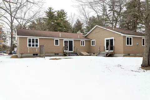 1 Cedar Cir, Townsend, MA 01469 photo 3