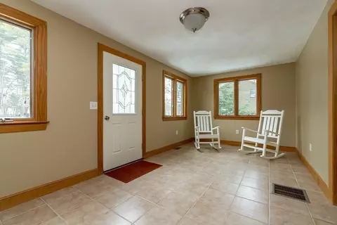 1 Cedar Cir, Townsend, MA 01469 photo 5