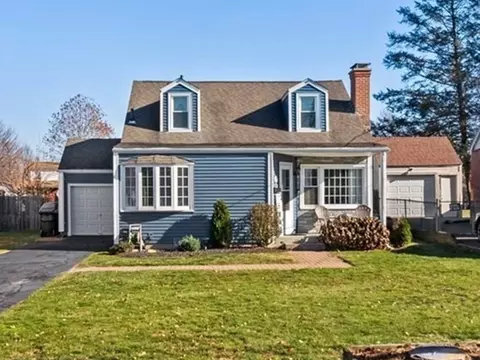 83 Pennsylvania Ave, Springfield, MA 01118 photo 1