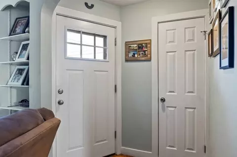83 Pennsylvania Ave, Springfield, MA 01118 photo 32