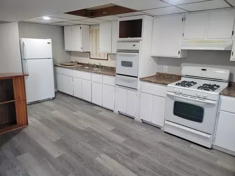 1114 Elsbree St, Fall River, MA 02720 photo 21