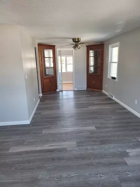 1114 Elsbree St, Fall River, MA 02720 photo 13