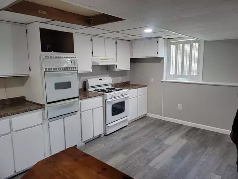1114 Elsbree St, Fall River, MA 02720 photo 22