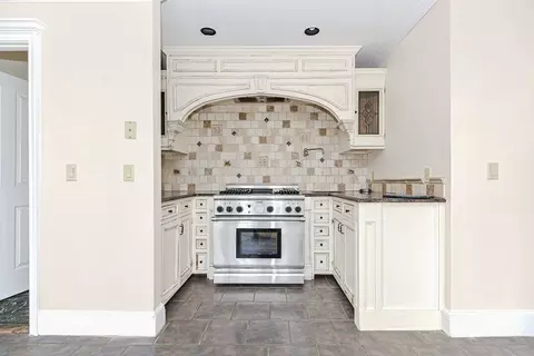 2051 Main St, Barnstable, MA 02668 photo 19
