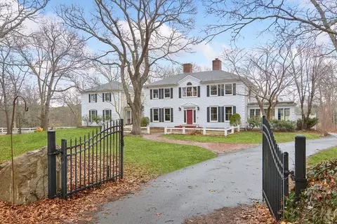 2051 Main St, Barnstable, MA 02668 photo 2