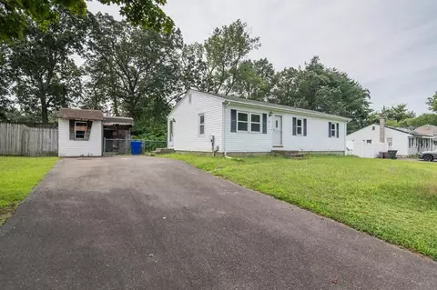 31 Starling Rd, Springfield, MA 01119 photo 2