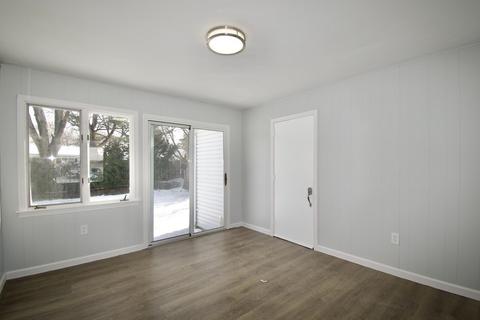 61 Suzanne St, Springfield, MA 01104 photo 23