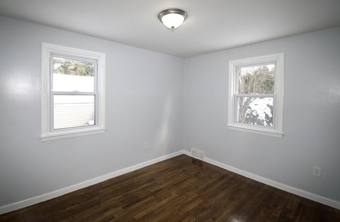 61 Suzanne St, Springfield, MA 01104 photo 13