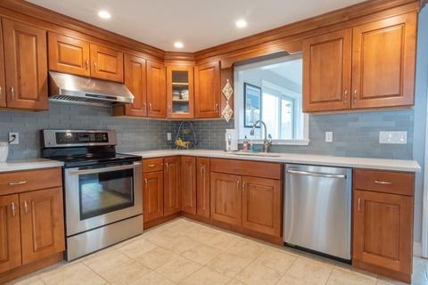 43 Glover Rd, Needham, MA 02494 photo 7
