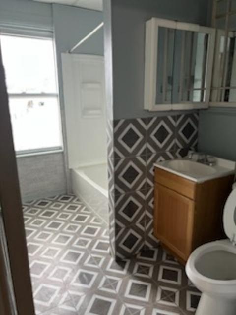 240 Elm St, Woonsocket, RI 02895 photo 6