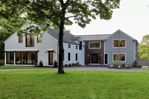 741 Boston Post Rd, Weston, MA 02493