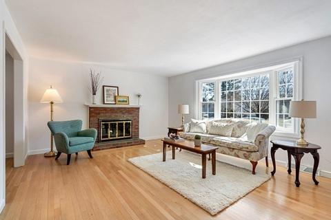 11 Jeffrey Rd, Canton, MA 02021 photo 2