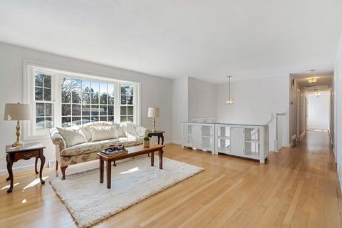 11 Jeffrey Rd, Canton, MA 02021 photo 3