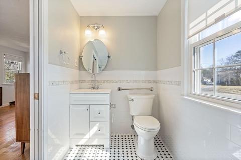 11 Jeffrey Rd, Canton, MA 02021 photo 9