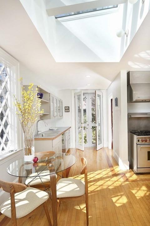 240 Clinton Rd, Brookline, MA 02445 photo 12