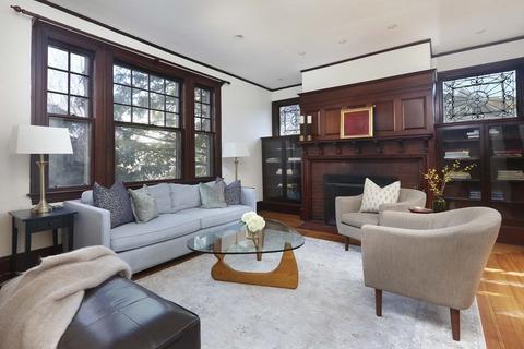240 Clinton Rd, Brookline, MA 02445 photo 6