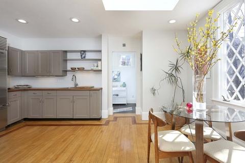 240 Clinton Rd, Brookline, MA 02445 photo 11