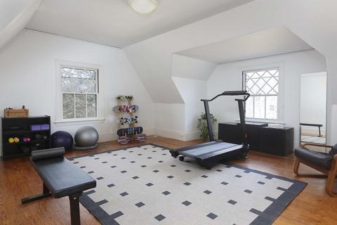 240 Clinton Rd, Brookline, MA 02445 photo 20