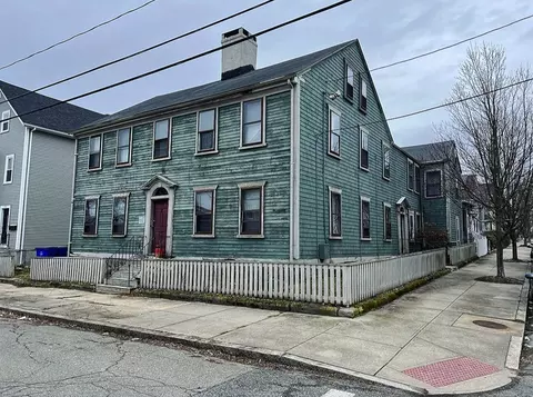 557 Walnut St, Fall River, MA 02720 photo 1
