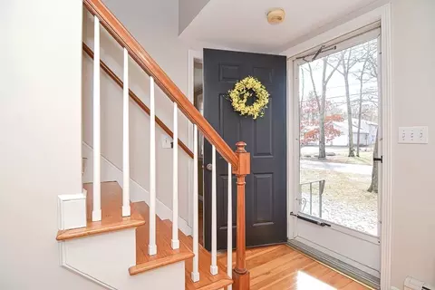 109 Pine St, Mansfield, MA 02048 photo 4
