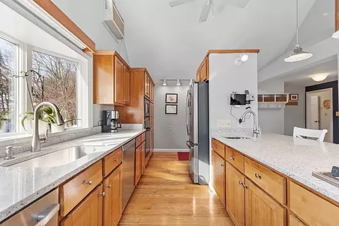 8 Orchard Dr, Acton, MA 01720 photo 12