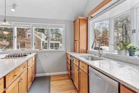 8 Orchard Dr, Acton, MA 01720 photo 11
