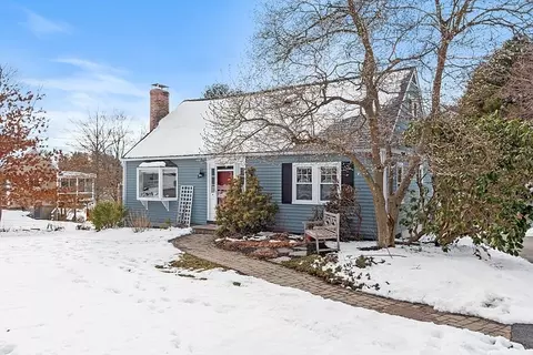 8 Orchard Dr, Acton, MA 01720 photo 2