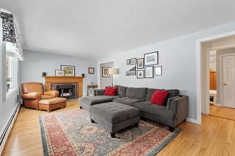 8 Orchard Dr, Acton, MA 01720 photo 4