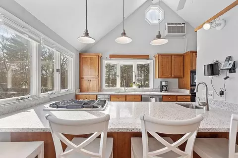 8 Orchard Dr, Acton, MA 01720 photo 8