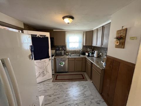 1938 Page Blvd, Springfield, MA 01151 photo 5