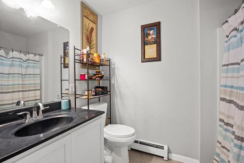 7 S Maxwell Ct, Worcester, MA 01607 photo 12