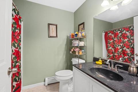 7 S Maxwell Ct, Worcester, MA 01607 photo 14