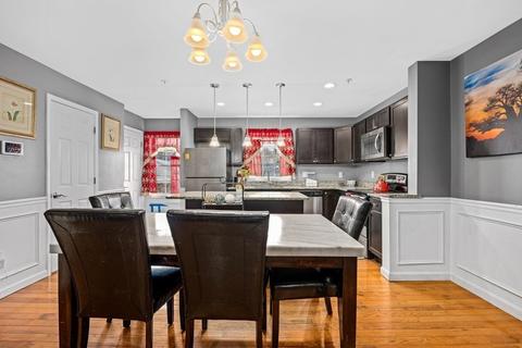 7 S Maxwell Ct, Worcester, MA 01607 photo 7